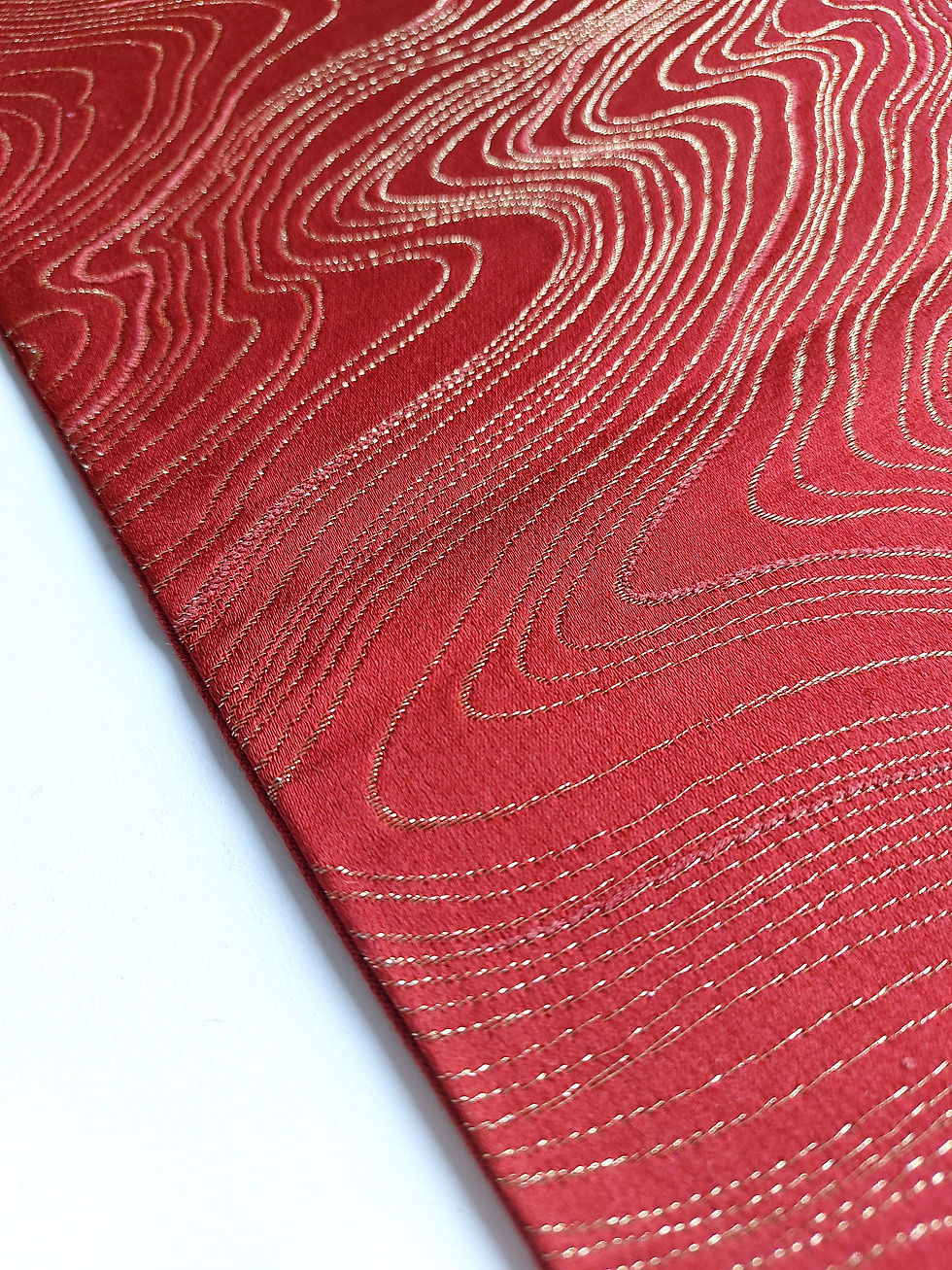Thumbnail: Obi fabric - Upcycle - Used - Flowing water - Dark reddish orange and gold