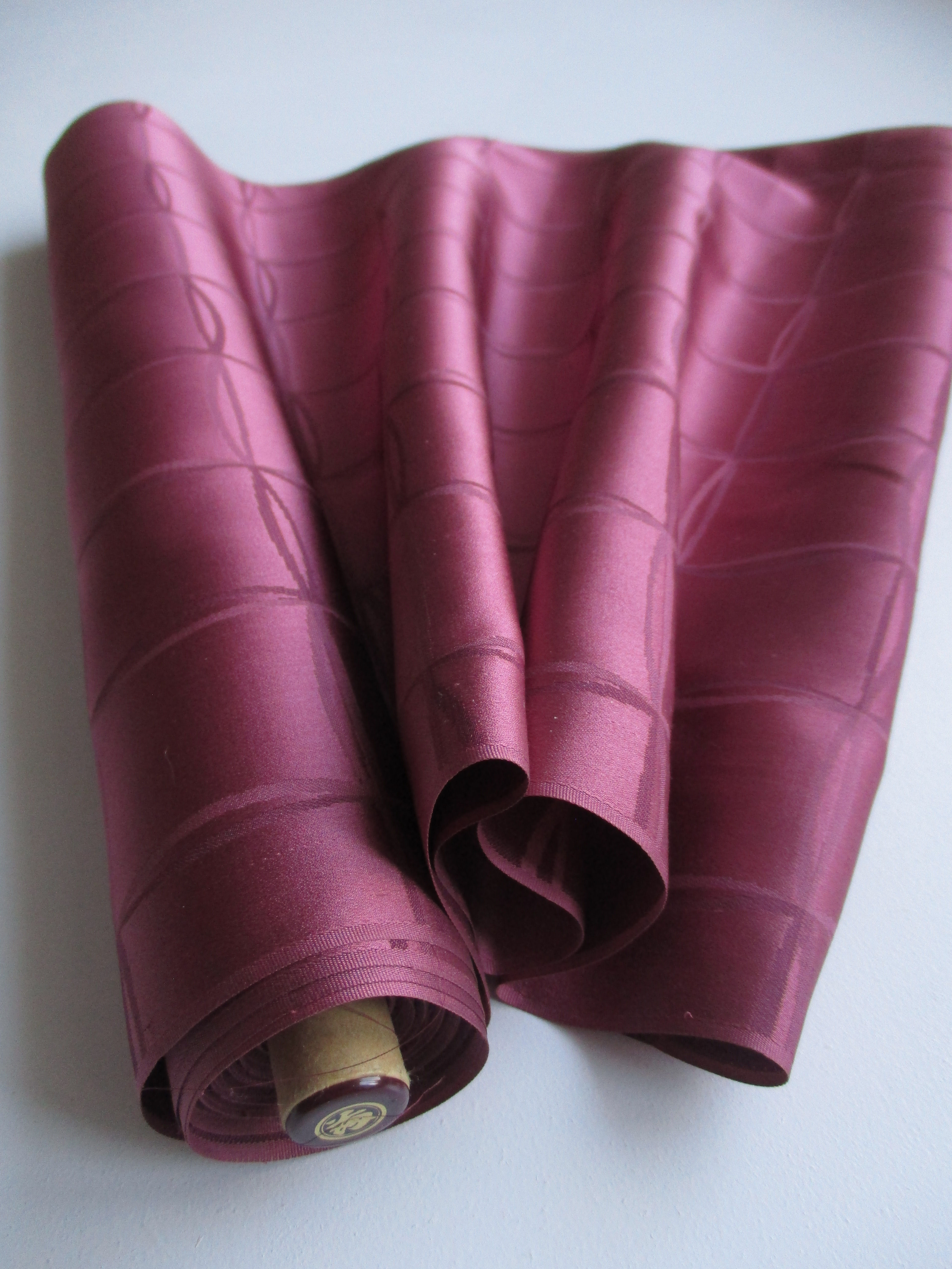 Japanese Silk - Kimono fabric - Pink - www.jasuin.co.uk