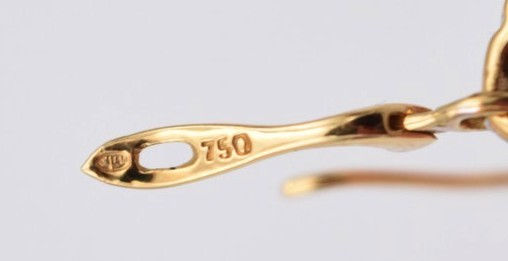 Miniature : boucles dormeuses or jaune et gris 18 carats Cocagne de sort Barbentane bijoux anciens