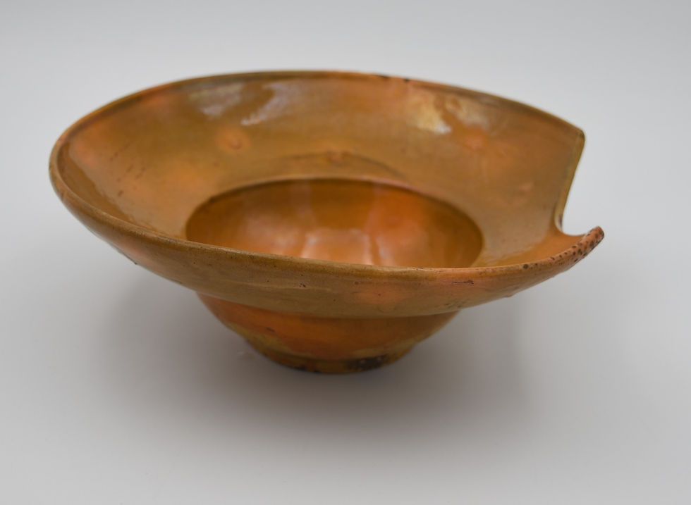 Miniature : Rare ancien plat à barbe en terre vernissée jaune Apt Castellet french pottery