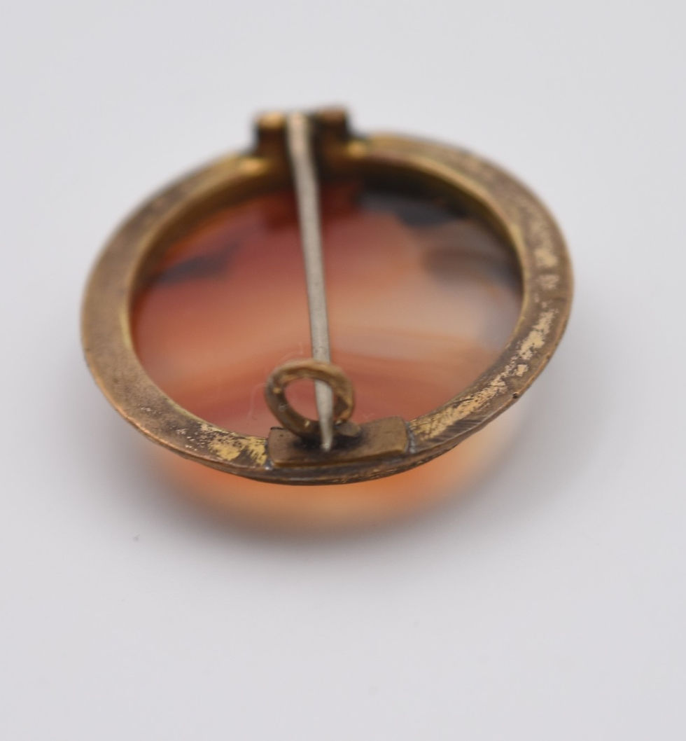 Miniature : Ancienne broche cornaline et pomponne XIXème siècle Louis Philippe Napoléon III bijoux arlésienne