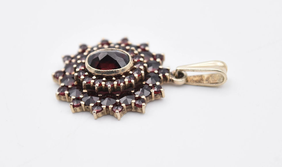 Miniature : Pendentif vintage argent vermeil et grenat Cocagne de sort arlésienne