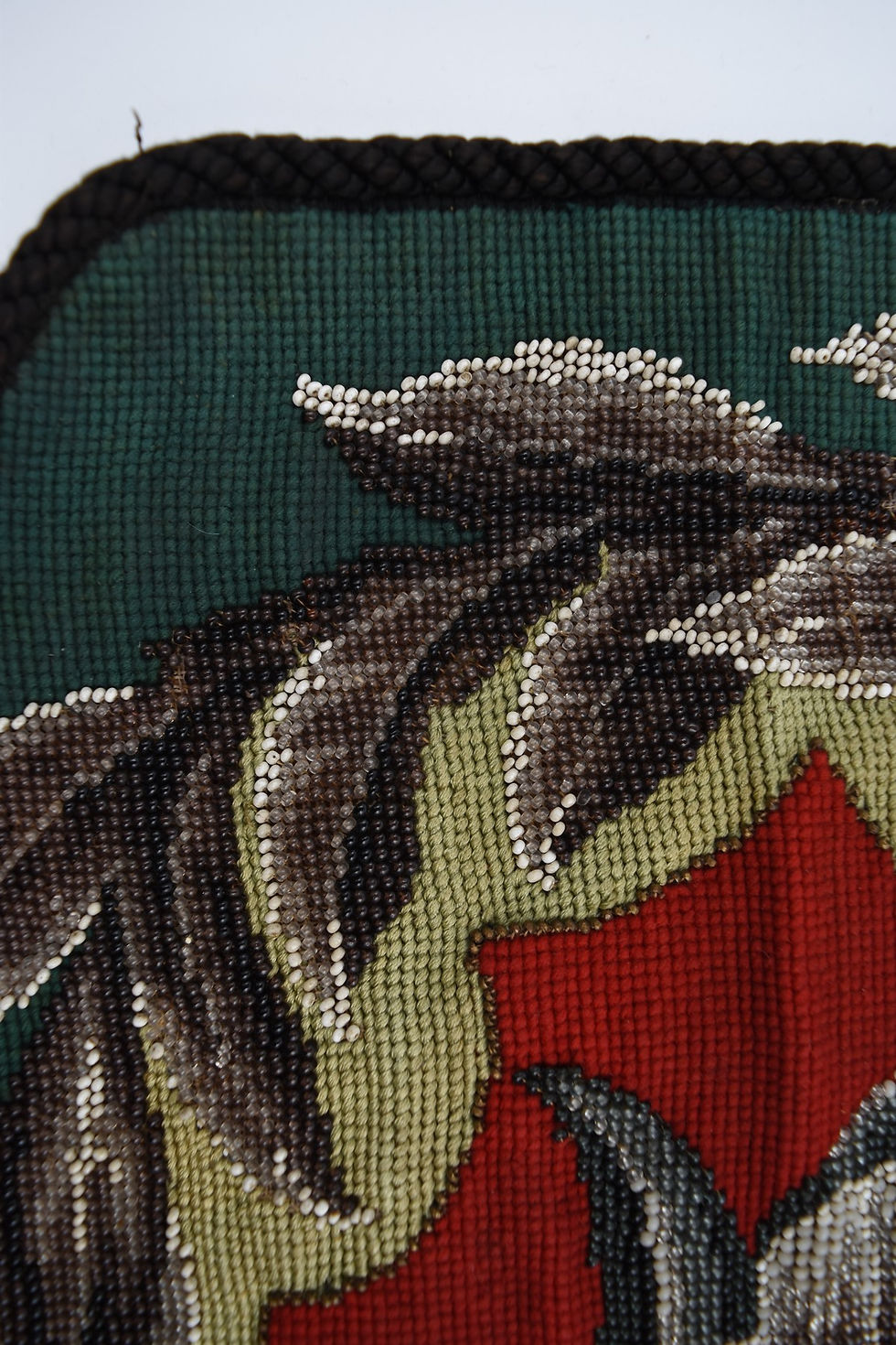 Miniature : Ancienne bannière de procession fleur de lys broderie de perles Cocagne de sort Barbentane brocante