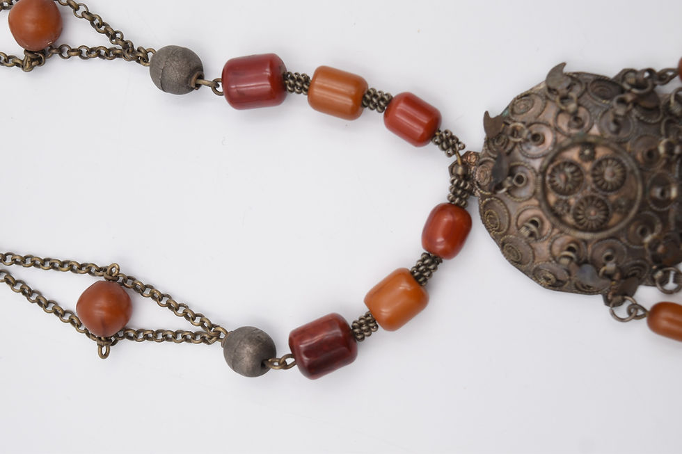 Miniature : Ancien collier ethnique  ambre Empire Ottoman Turquie