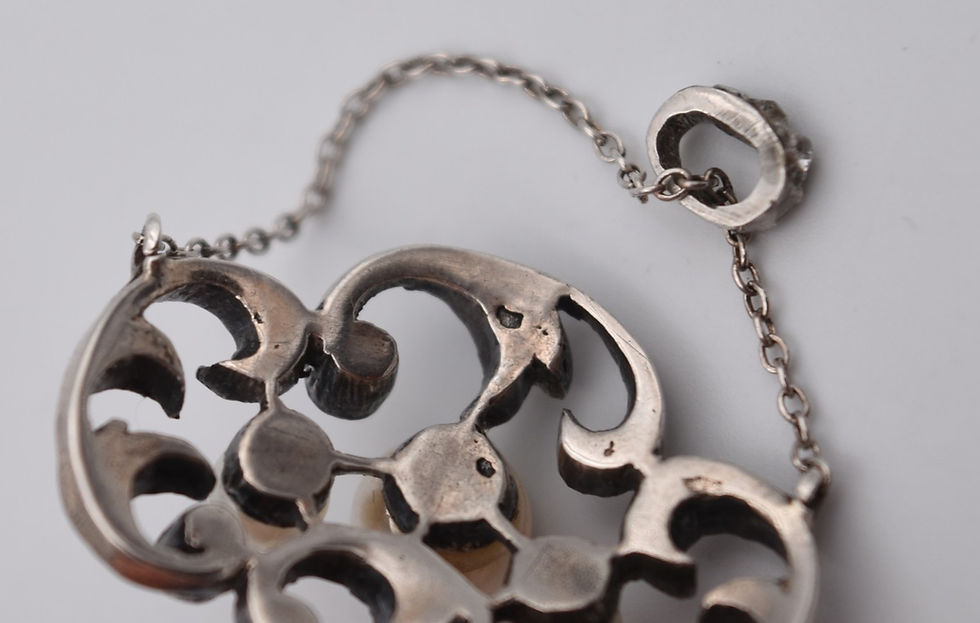 Miniature : Ancien pendentif Belle Époque 1900 argent perles et strass Cocagne de sort