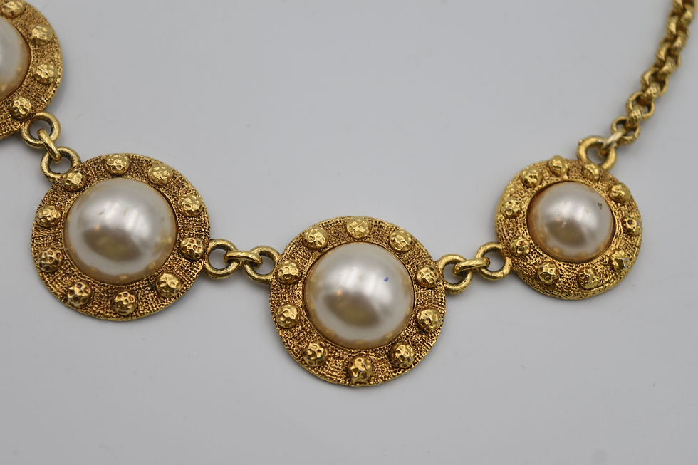 Miniature : Collier vintage Atalante métal doré et perles fantaisies Yves Saint Laurent