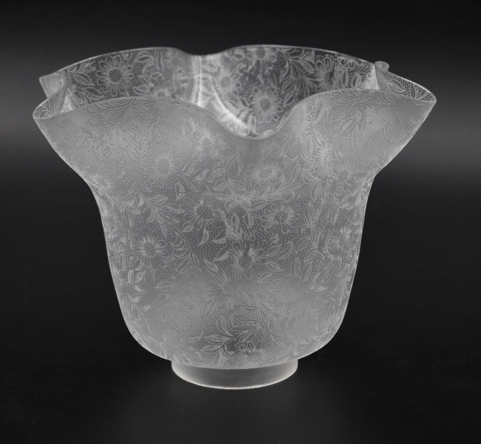 Miniature : Grande tulipe de lampe à pétrole Baccarat Saint Louis Cocagne de sort Barbentane