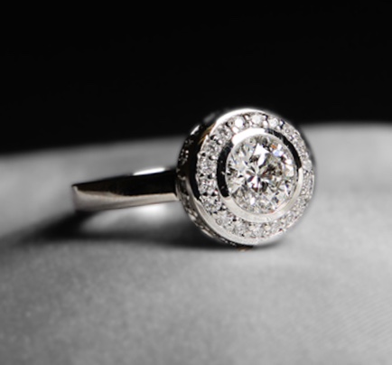 Custom-made Diamond Engagement Ring