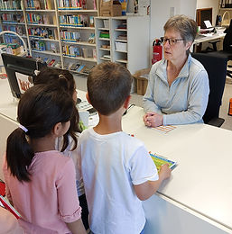 Buchausleihe2.jpg