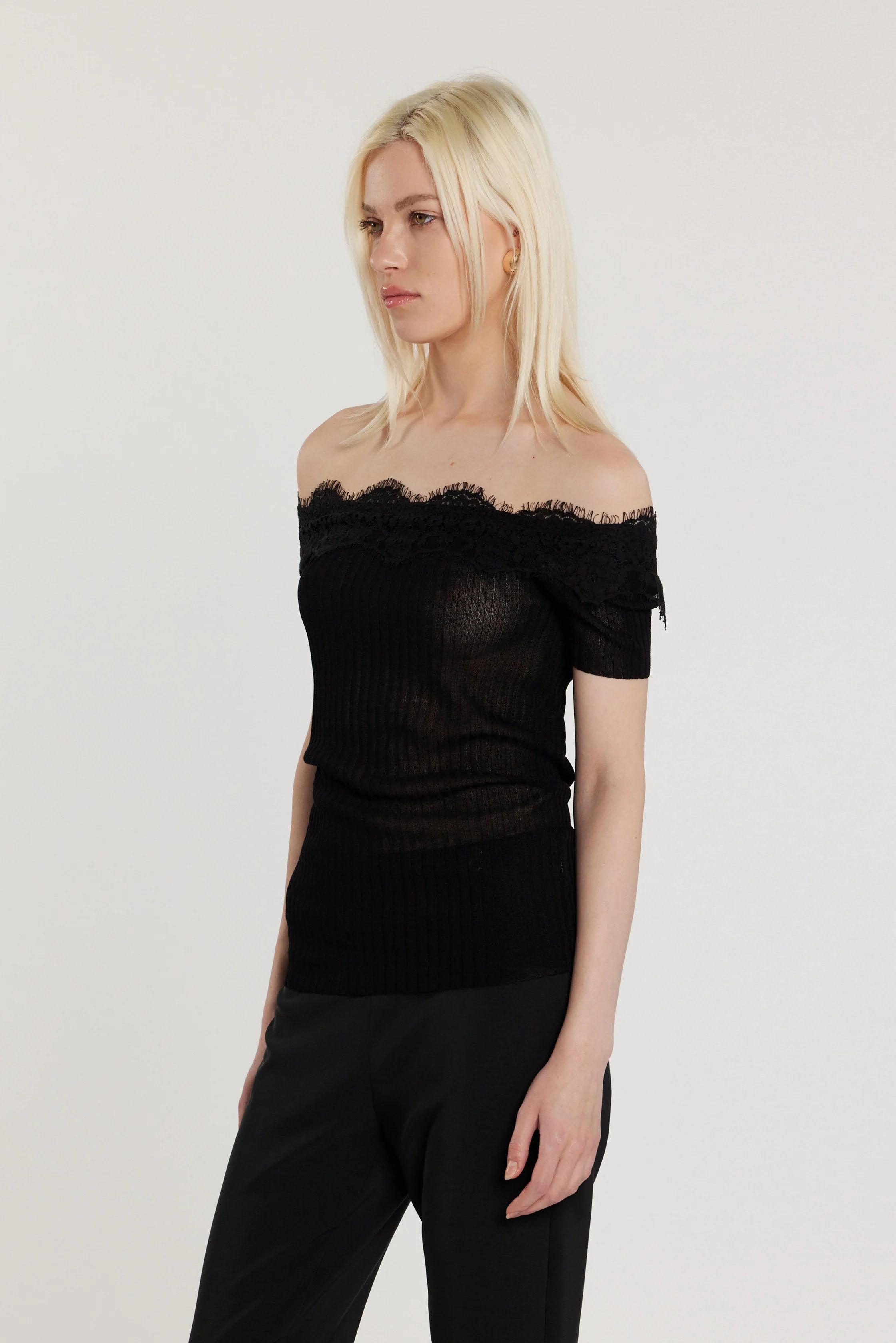 Maglia HAIFI maniche corte scollo barca con inserti pizzo costina