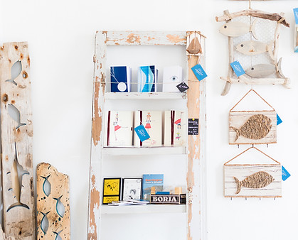 Arts & Crafts Store
