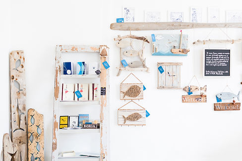 Arts & Crafts Store