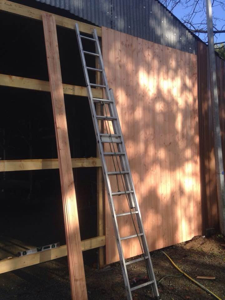 Installation bardage bois – ossature et pose des lames – 44