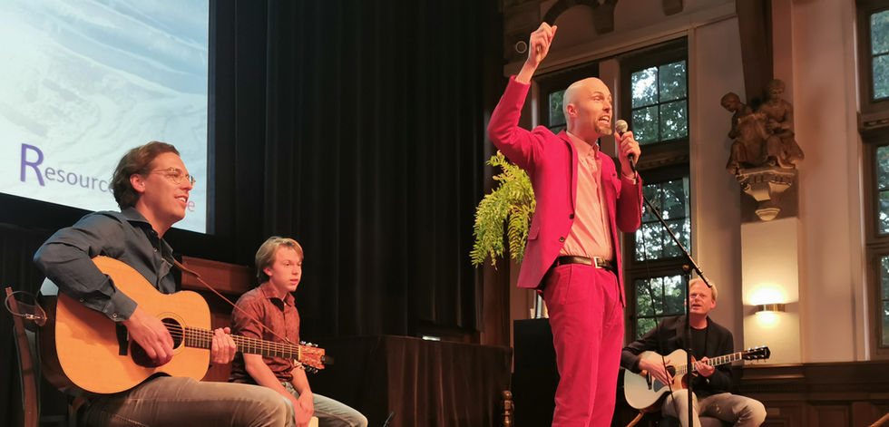 optreden Mattino, plenair