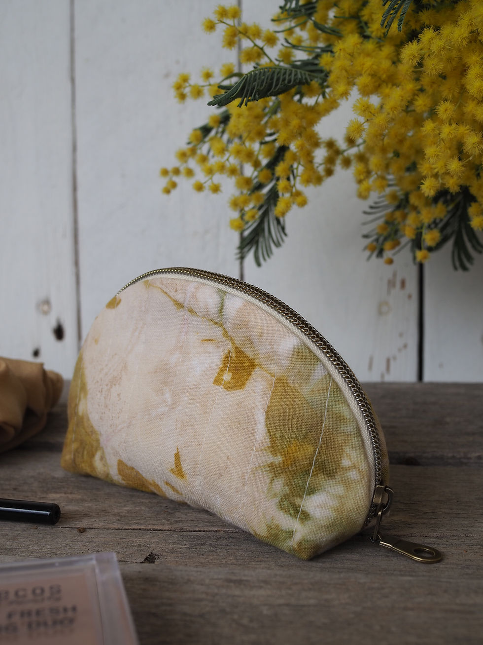 Petite trousse ovale matelassée femme