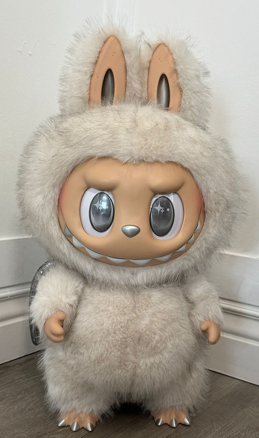 popmart the monster zimomo angel in the clouds 58cm