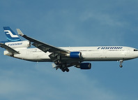 Finnair_McDonnell_Douglas_MD-11_Bidini.jpg