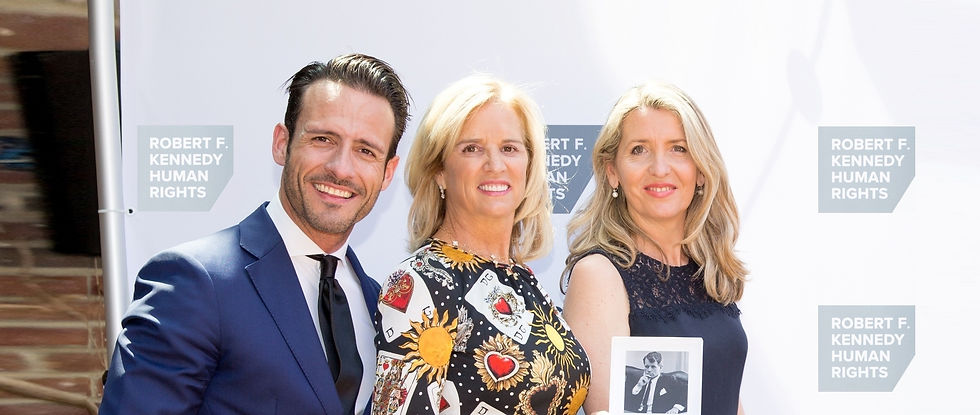 Eight&Bob-108 - Copy (2) - Copy - Copy.jpg