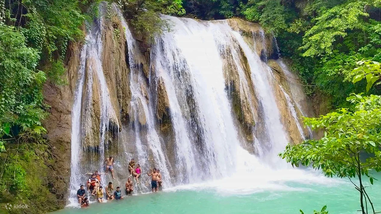 Philippine waterfalls - daranak falls