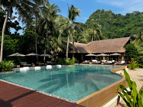 Exploring Paradise: My Romantic Getaway to Cauayan Resort in El Nido