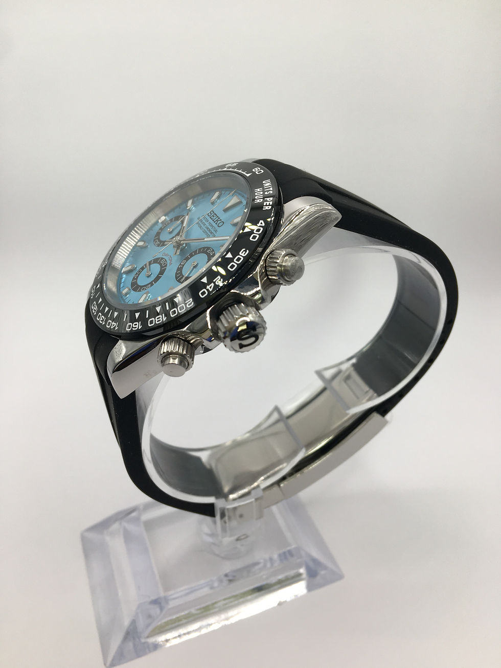 Thumbnail: Turquoise Daytona mod on Rubber strap