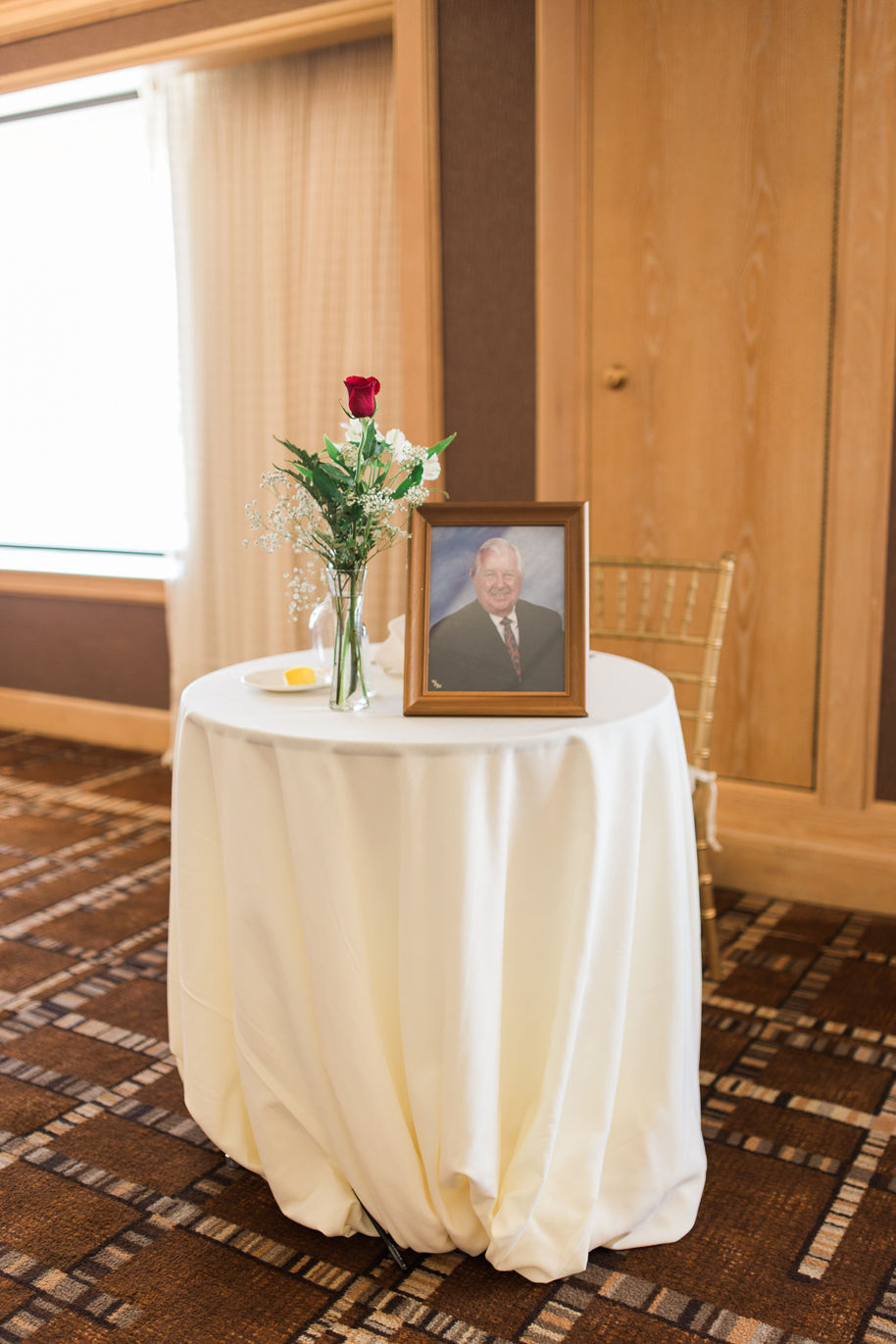 Honoring Loved Ones On Your Wedding Day | The Copper Lens & Christina Burghart Events & Desi