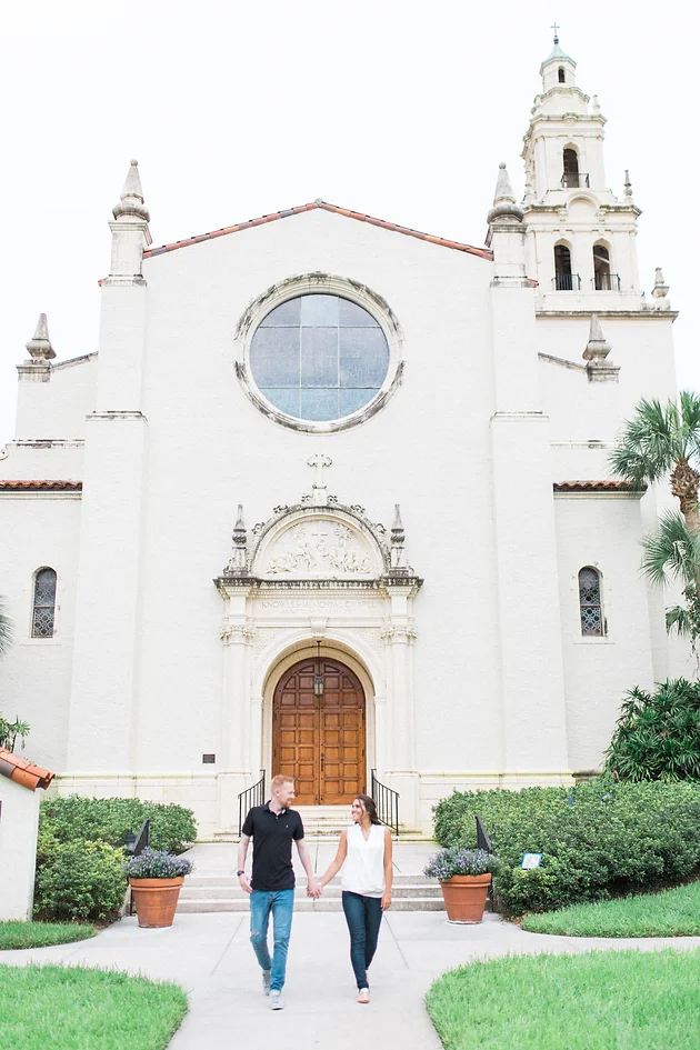 Kevin Moriah Engagement Session In Rollins College At Winter Park
