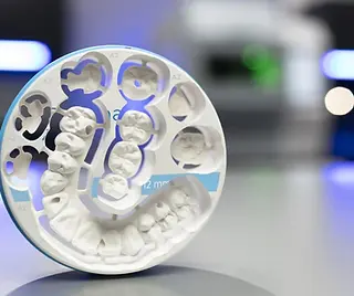 New-IPS-e.max-Zirconia-developed-in-collaboration-with-dental-techniciansNew-IPS-e.max-Zir