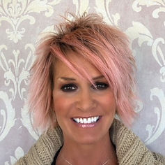 Facetune (12)_edited.jpg