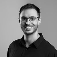 Black and white Connor photo .jpg