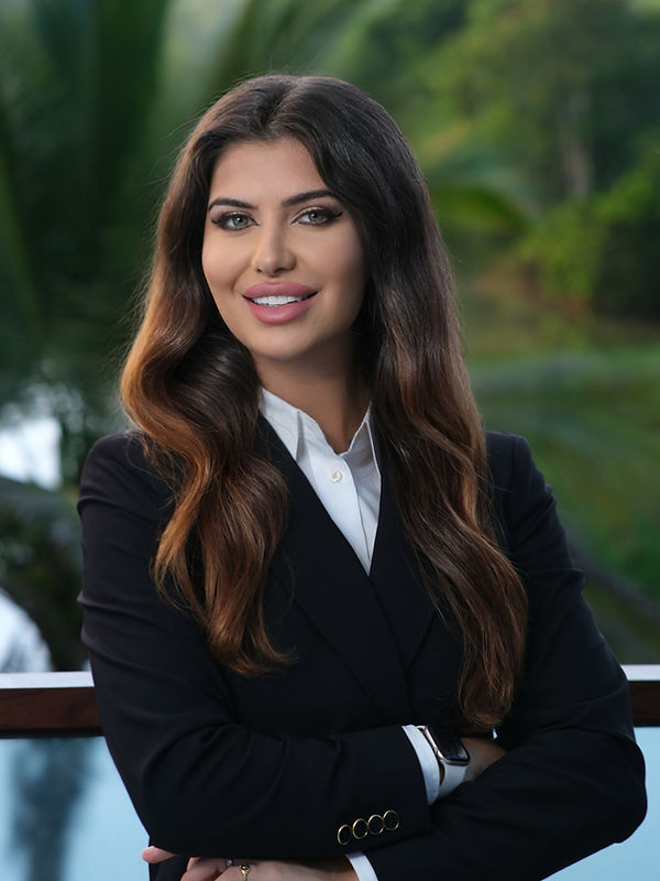 Caroline Lembck editorial lifestyle portrait
