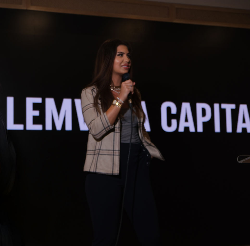 Caroline Lembck, Caroline Farah Lembck