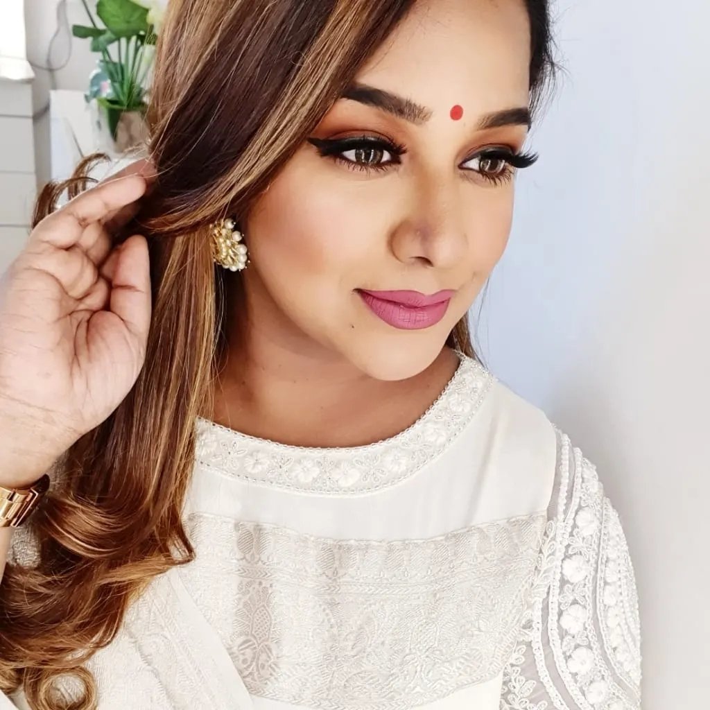 create square image of user icon .jpg