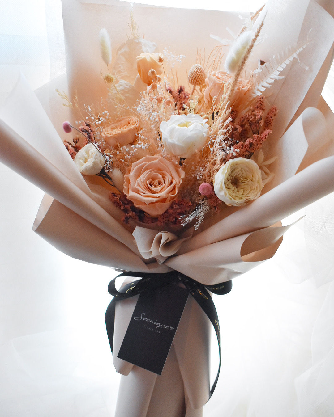 Peach & white Bouquet - Medium