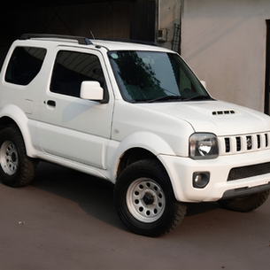 Legenda Hidup di Segala Medan: Mengupas Ketangguhan Suzuki Jimny 3 Doors