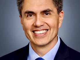 Dr Jaime Ponce assumes Presidency of IFSO