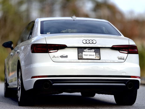 2018 Audi A4 Premium - Photo 3