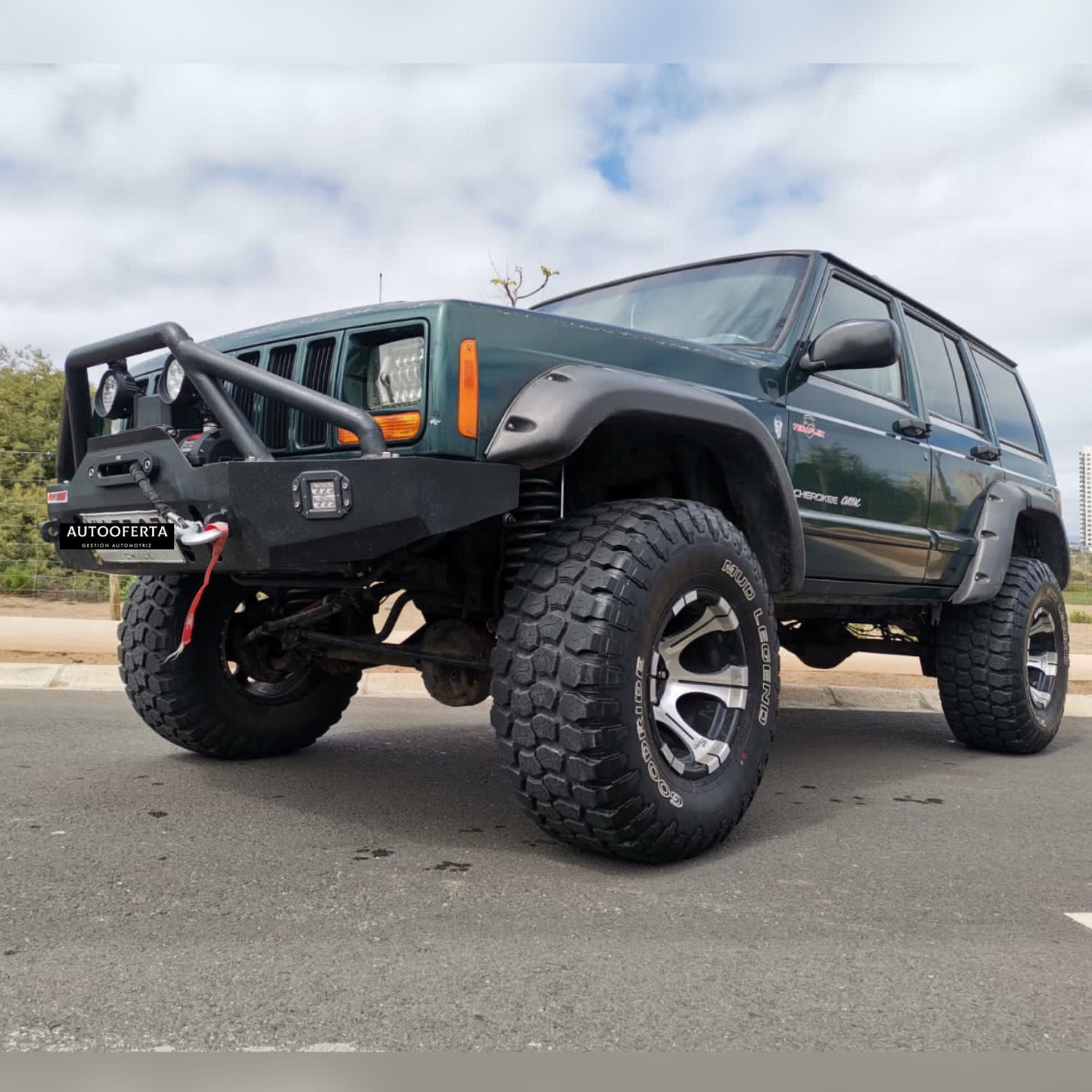 Jeep Cherokee XJ año 2002