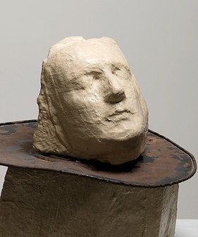 Sculpture, mixed media
Servitum