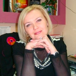 Алена Сирота