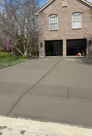 Cincinnati new concrete driveway