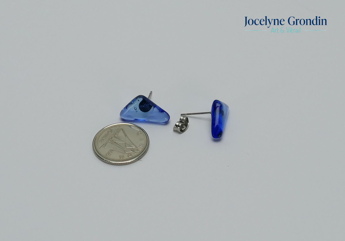 Boucles d oreilles bleu no 1970