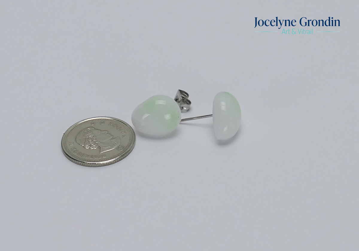 Boucles d oreilles blanche et verte no 1973
