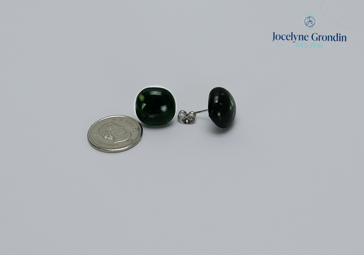Boucles d oreilles carrées verte no 1936
