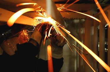 man-light-night-steel-sparkler-industrial-1355389-pxhere.com.jpg