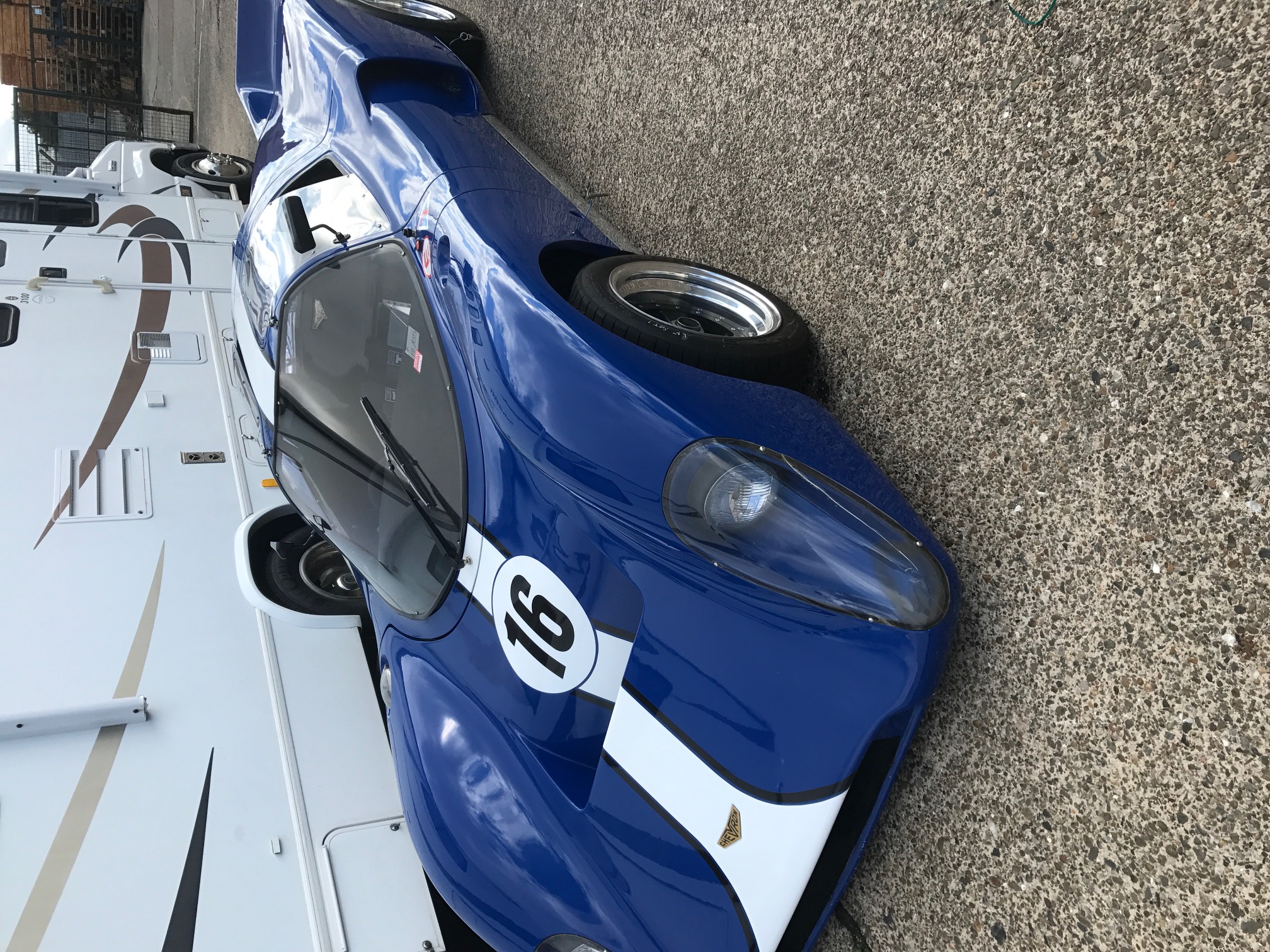Chevron B16
