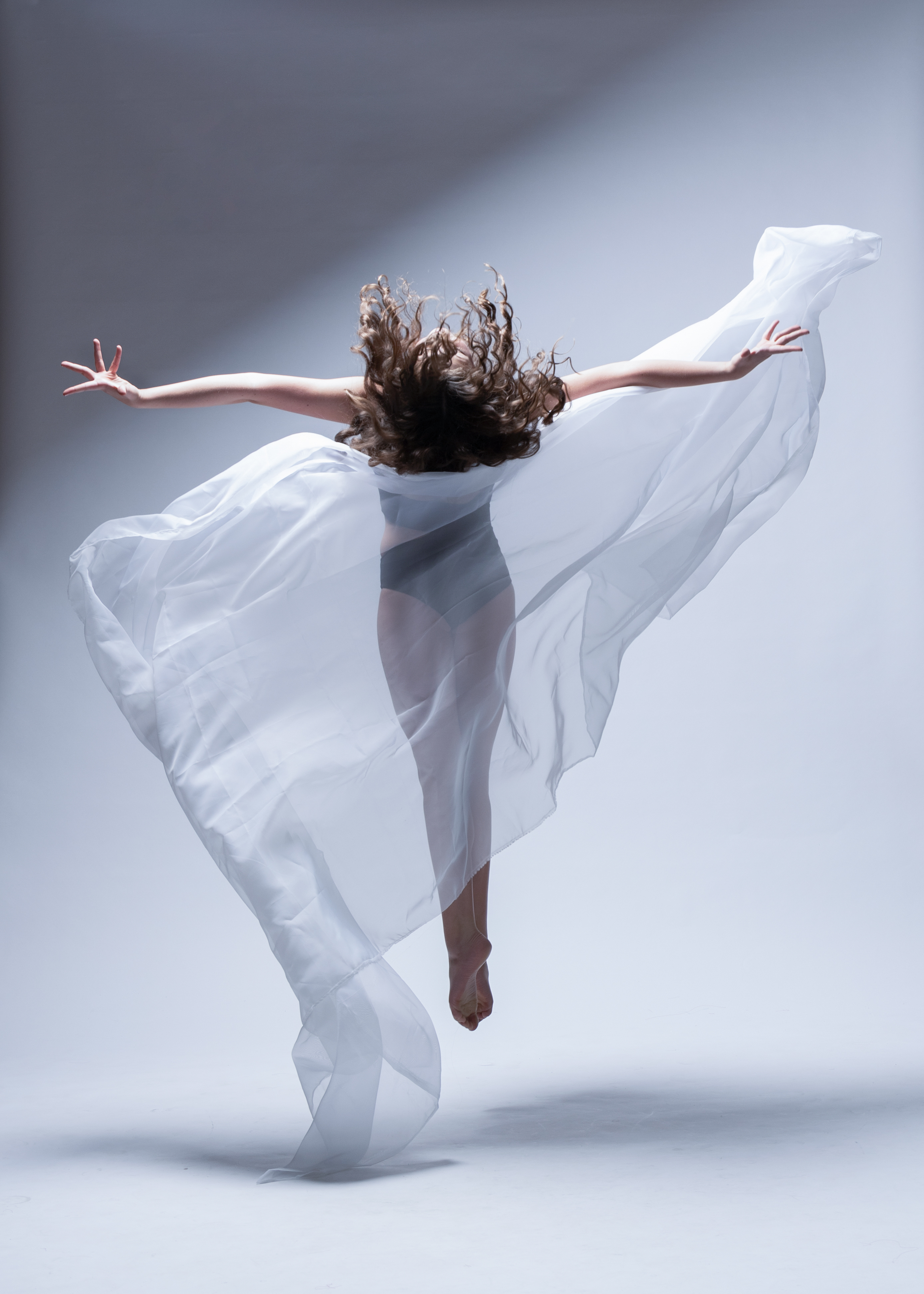 Madison Picca Friendly Gorgon Photography Dancers in Flight06.jpeg