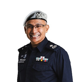 AC Masagoes Comdr TransCom.jpg