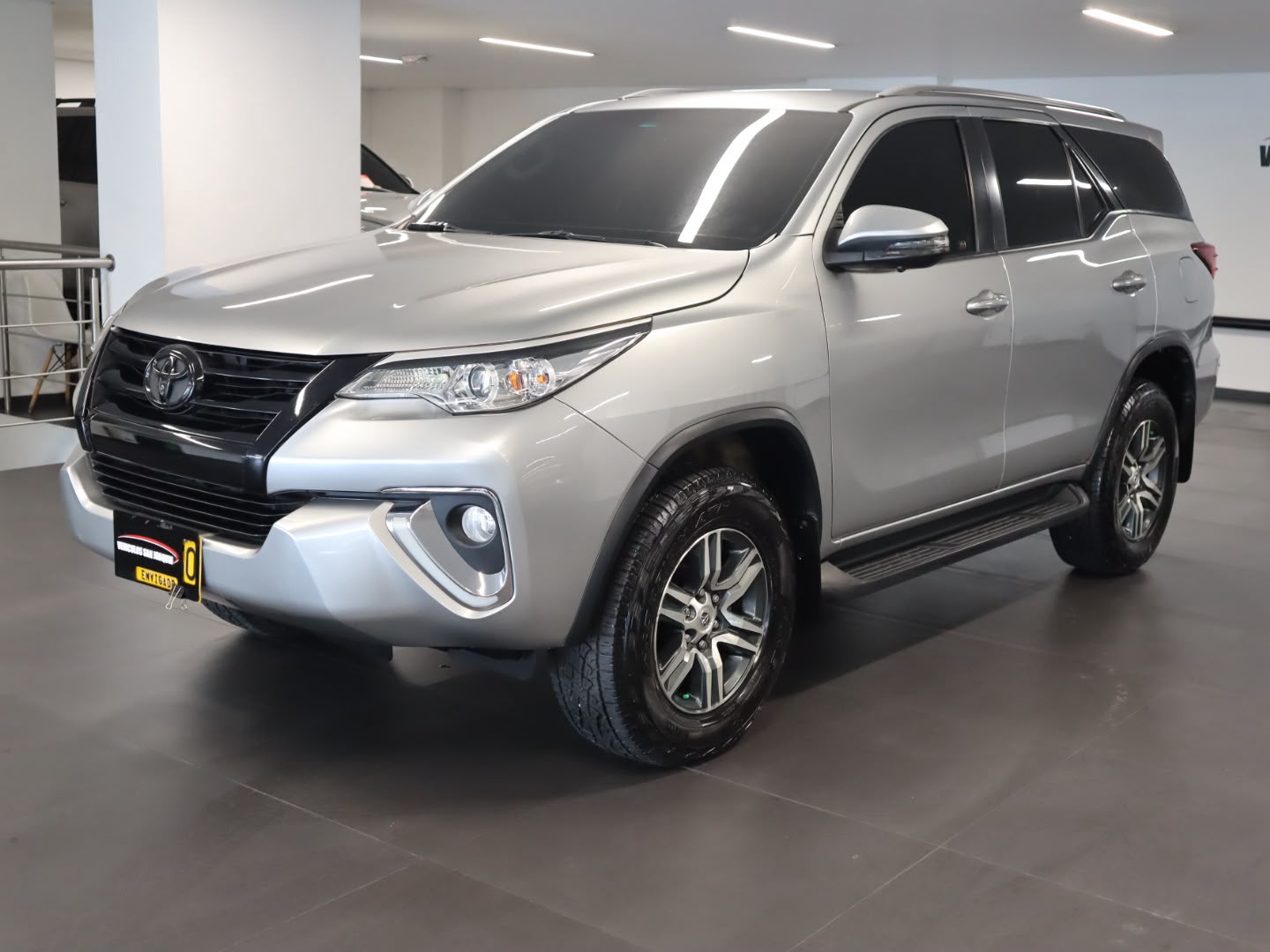TOYOTA FORTUNER STREET 2020