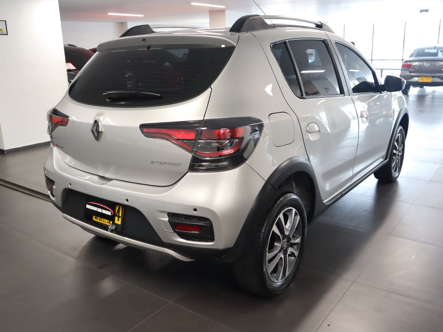 RENAULT STEPWAY INTENS 2023